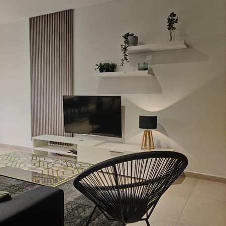 Qawra Apartment St. Paul's Bay Exterior photo