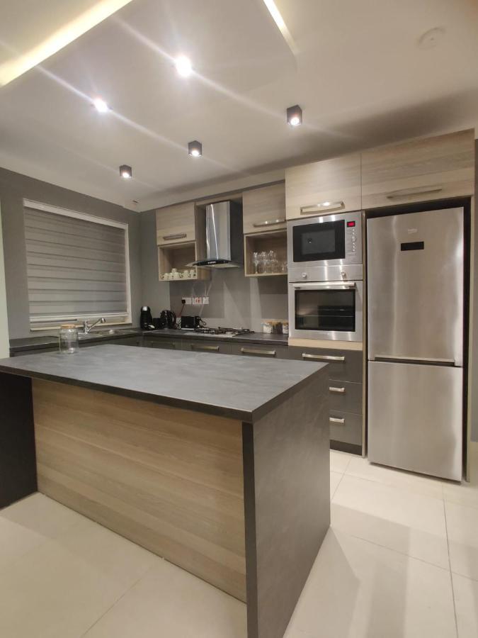Qawra Apartment St. Paul's Bay Exterior photo